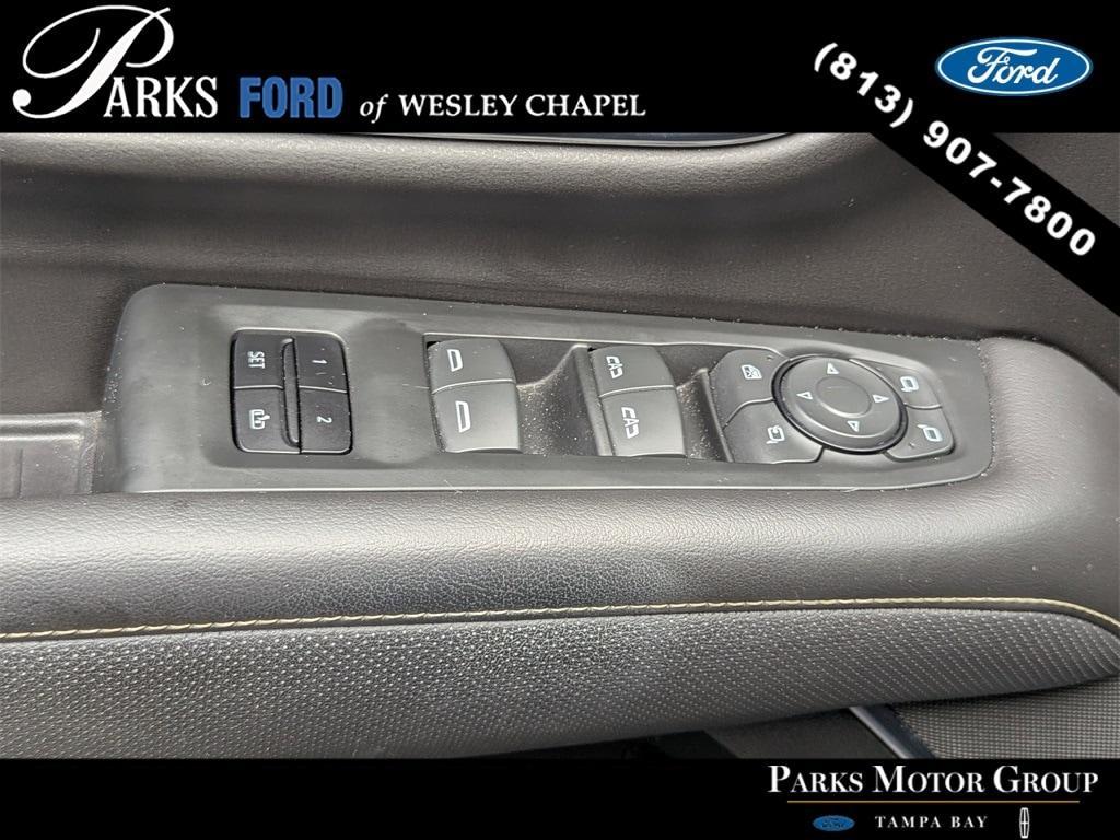 used 2021 GMC Yukon XL car, priced at $51,176
