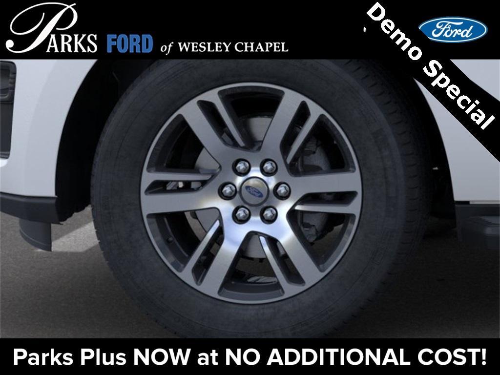 new 2024 Ford Expedition car, priced at $55,992