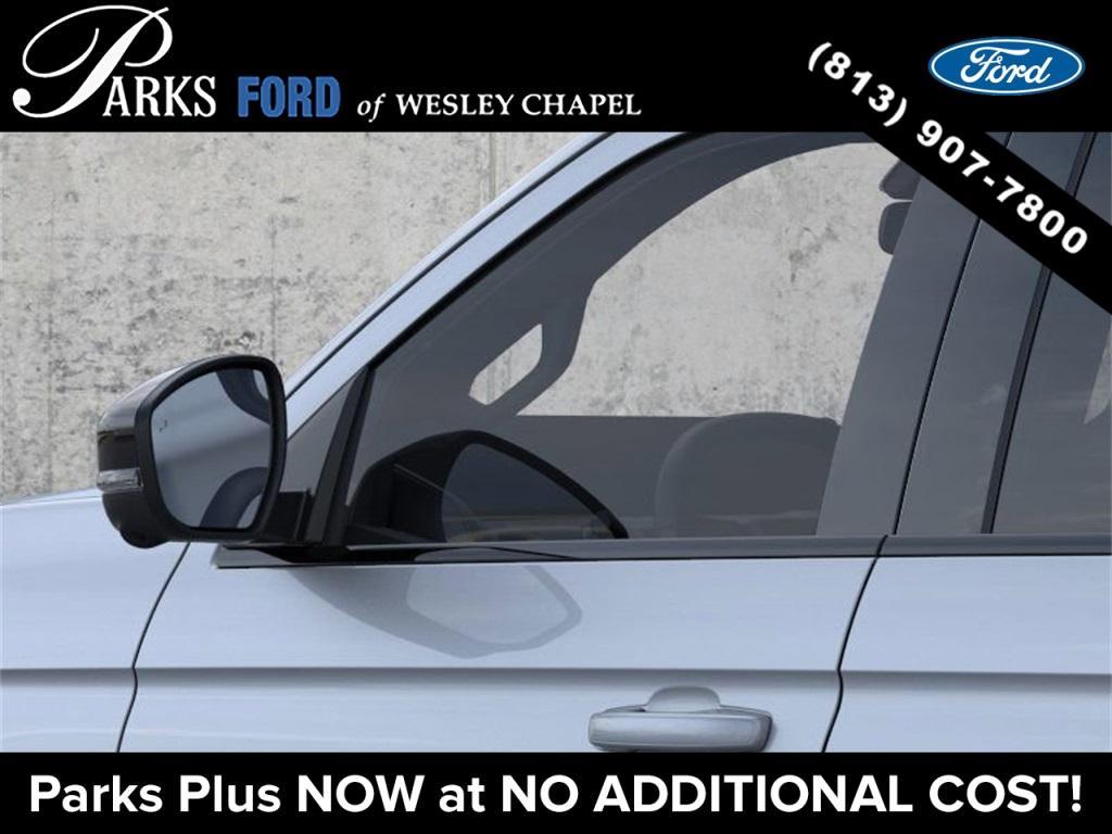 new 2025 Ford Expedition car, priced at $83,540