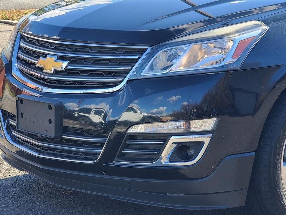 used 2015 Chevrolet Traverse car, priced at $10,964