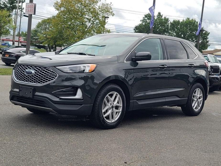 used 2023 Ford Edge car, priced at $22,500