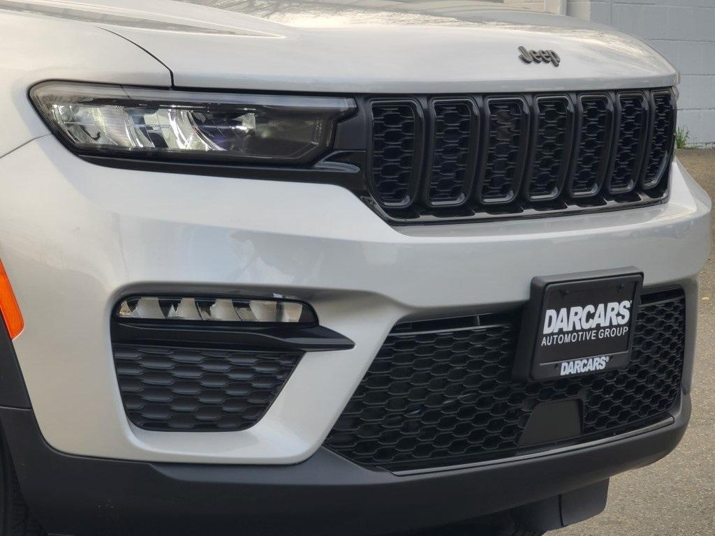 new 2025 Jeep Grand Cherokee car, priced at $50,035