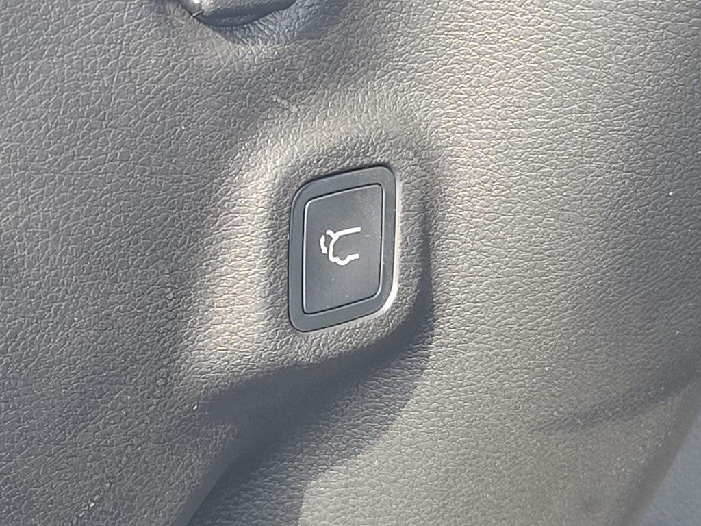 new 2025 Jeep Compass car, priced at $33,623