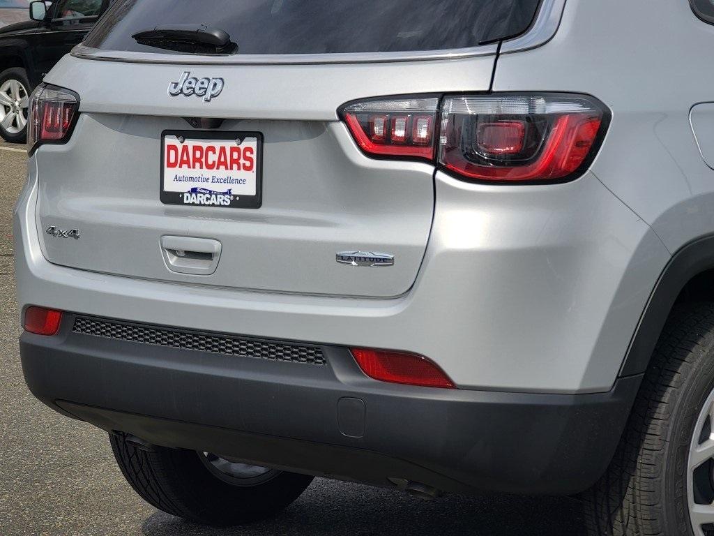 new 2025 Jeep Compass car, priced at $33,623