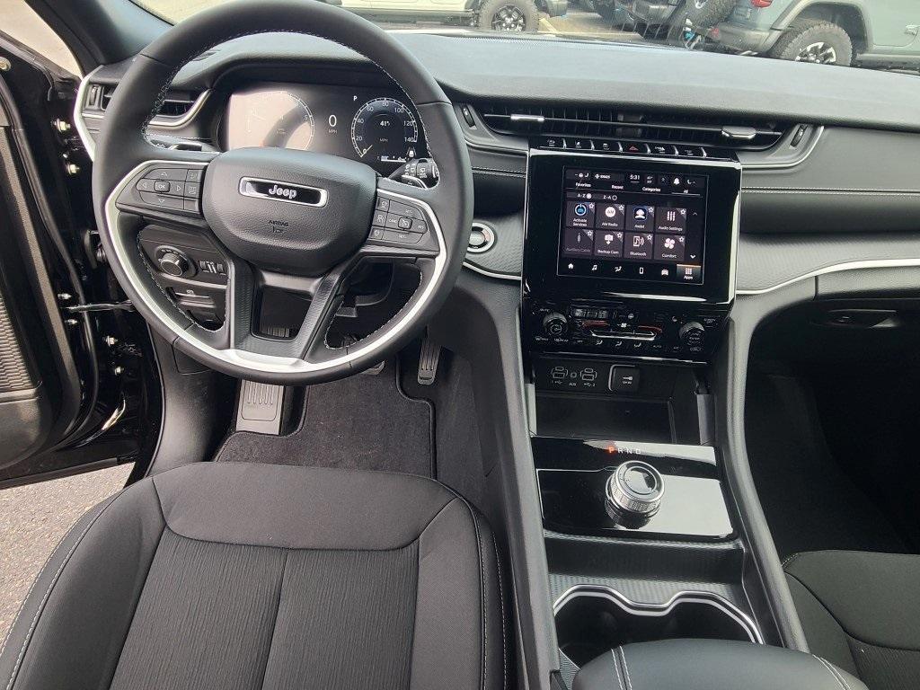 new 2025 Jeep Grand Cherokee L car, priced at $45,720