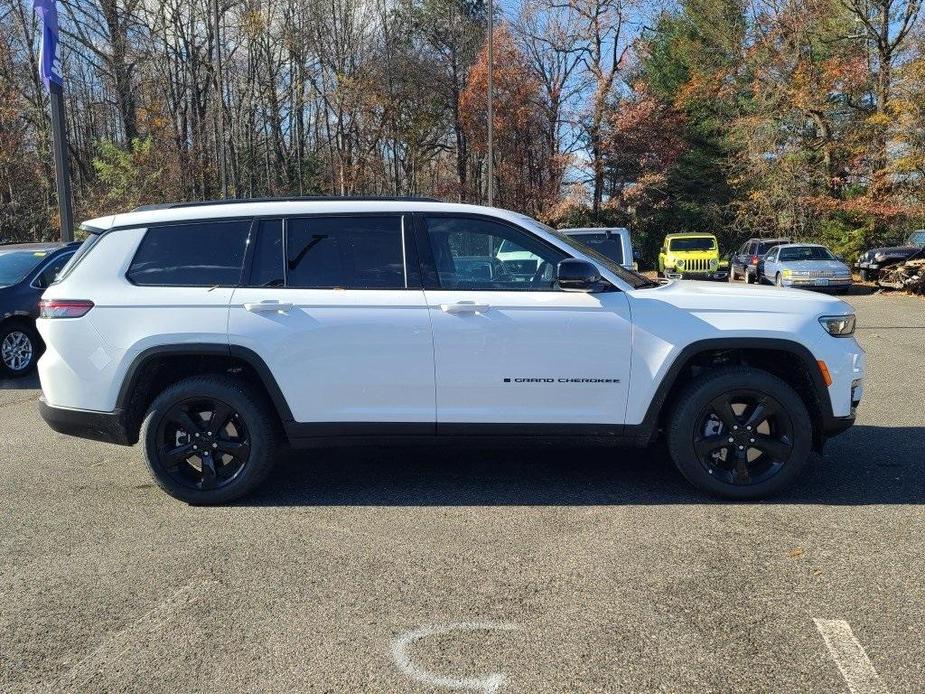 new 2025 Jeep Grand Cherokee L car, priced at $54,040