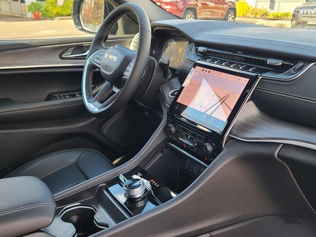 new 2025 Jeep Grand Cherokee L car, priced at $52,135