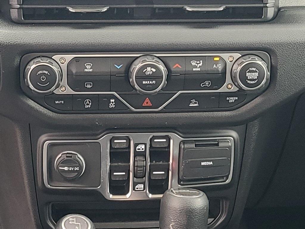 new 2025 Jeep Gladiator car, priced at $39,947
