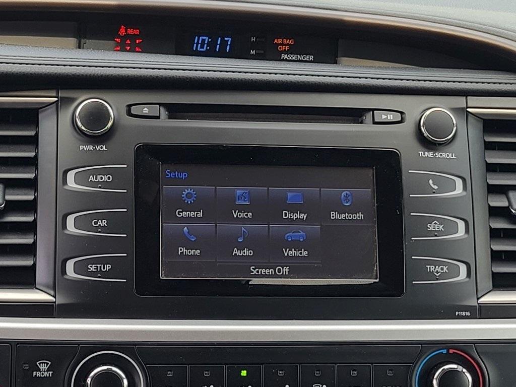 used 2019 Toyota Highlander car, priced at $26,000