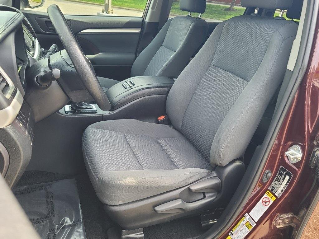 used 2019 Toyota Highlander car, priced at $26,000