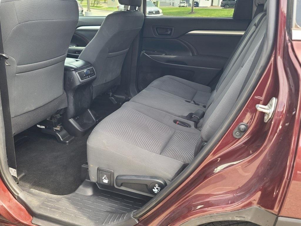 used 2019 Toyota Highlander car, priced at $26,000