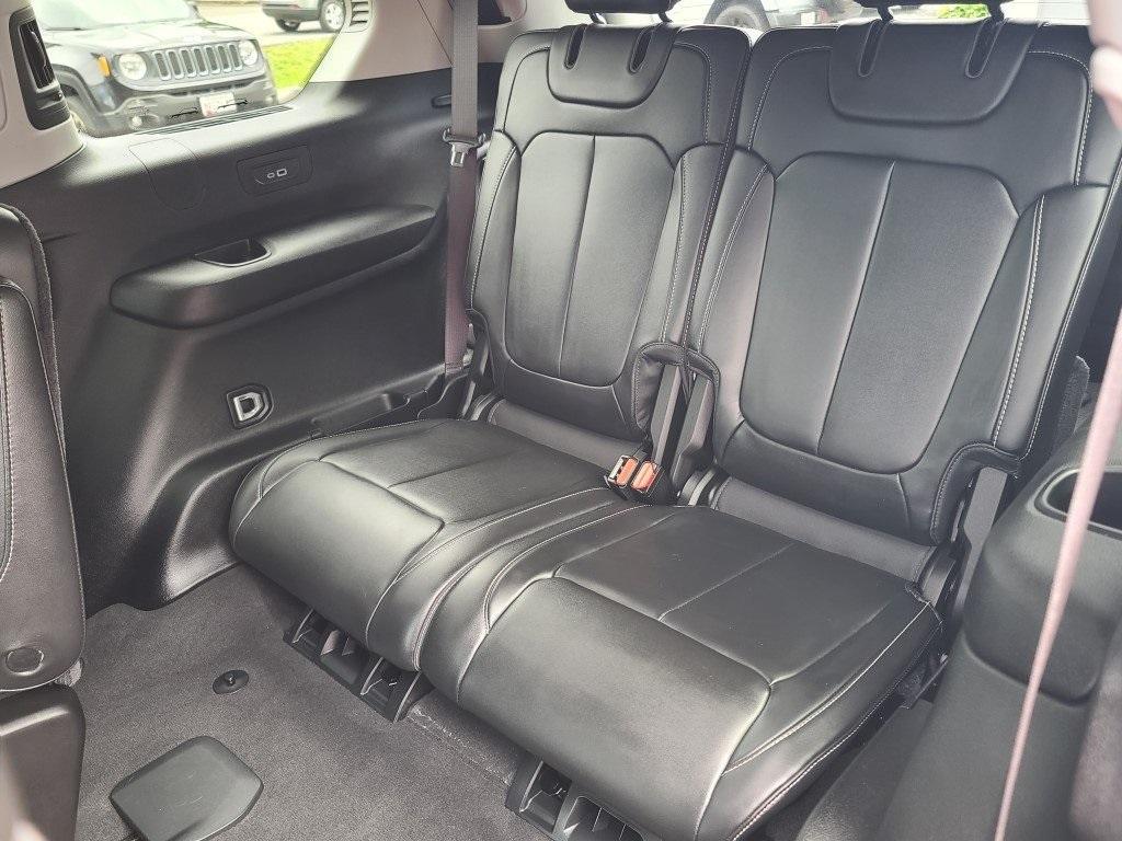used 2022 Jeep Grand Cherokee L car, priced at $32,000