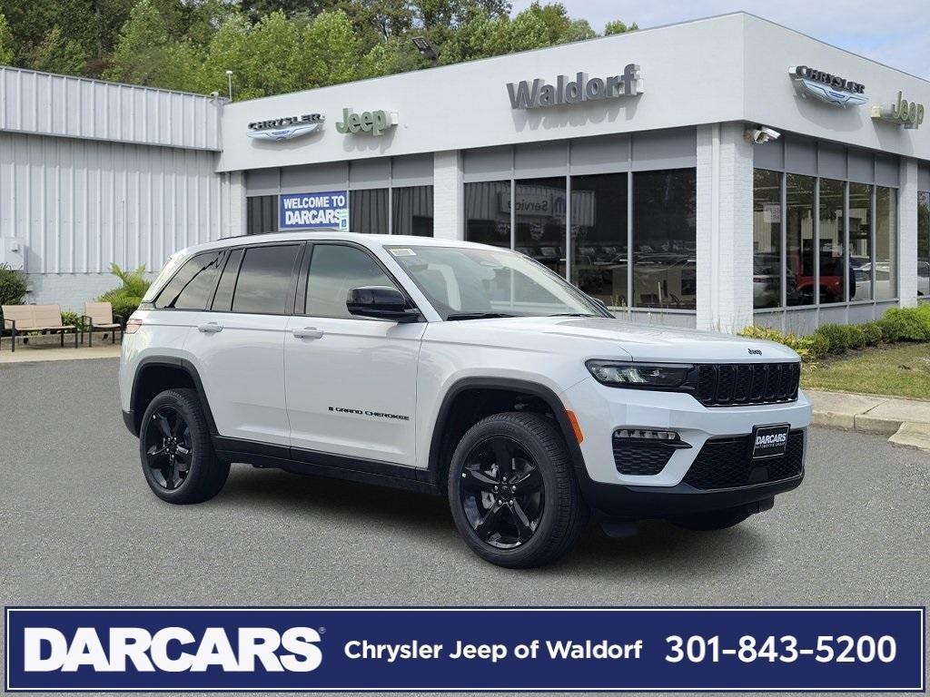 new 2025 Jeep Grand Cherokee car, priced at $46,925