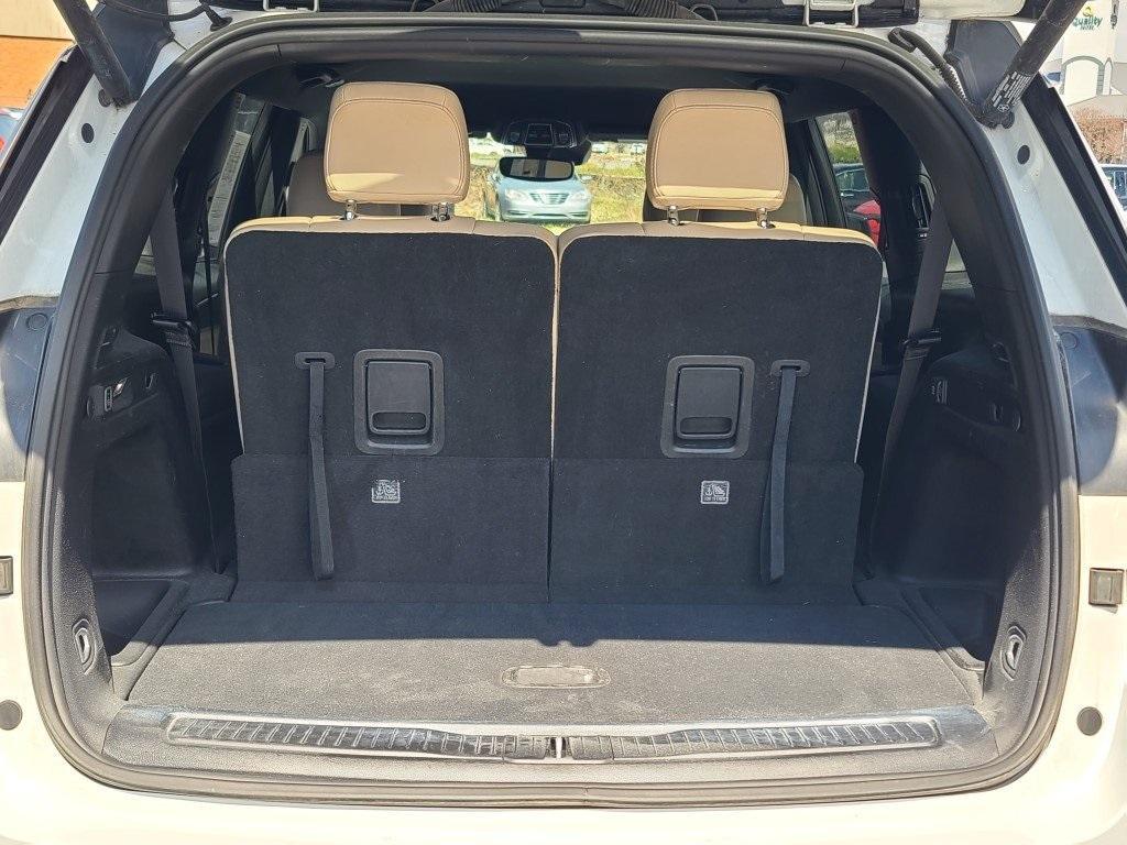 used 2023 Jeep Grand Cherokee L car, priced at $30,000