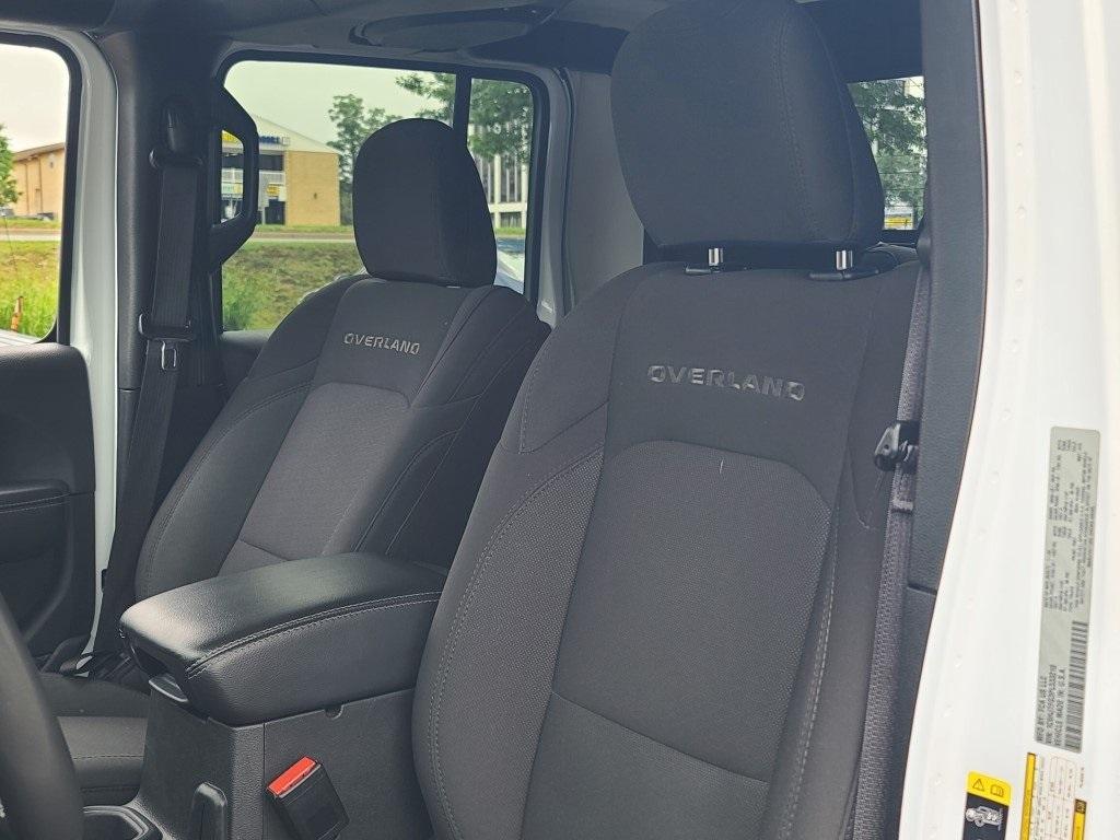 used 2023 Jeep Gladiator car, priced at $30,000