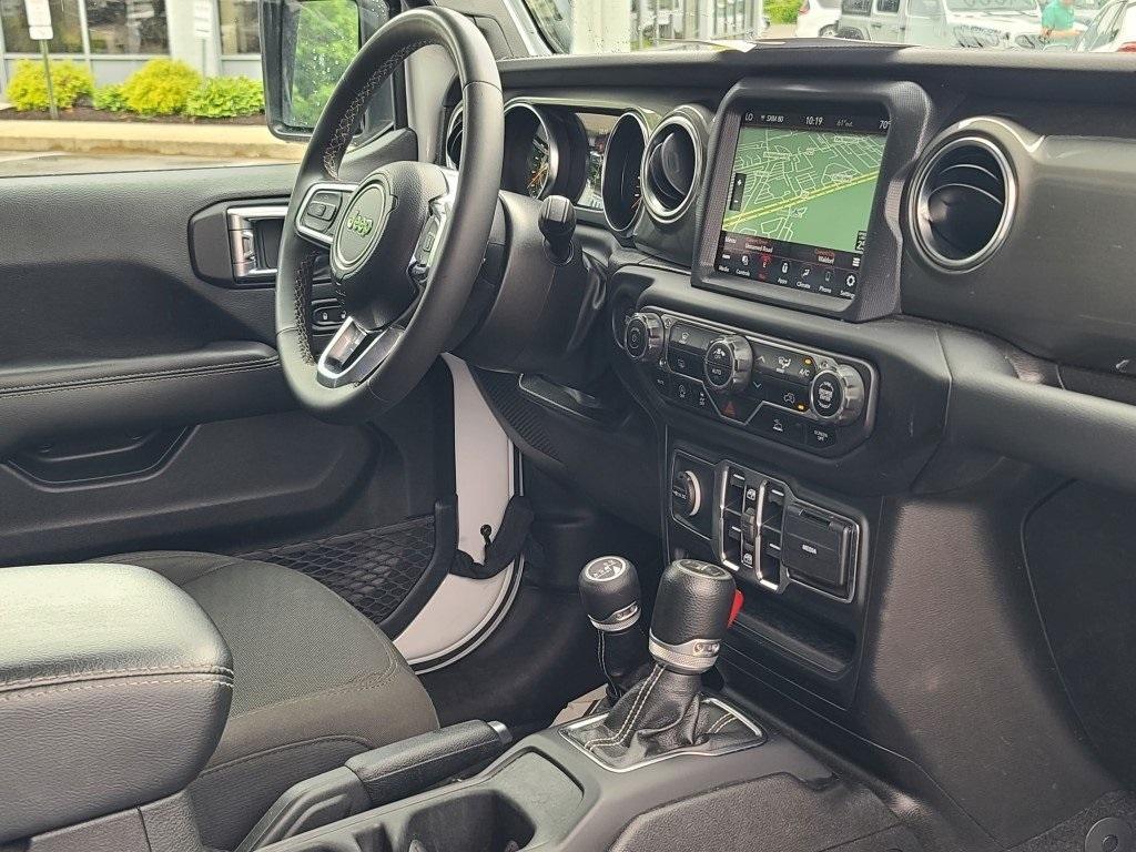 used 2023 Jeep Gladiator car, priced at $30,000