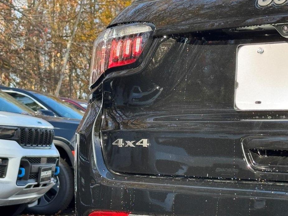 new 2025 Jeep Compass car, priced at $30,855