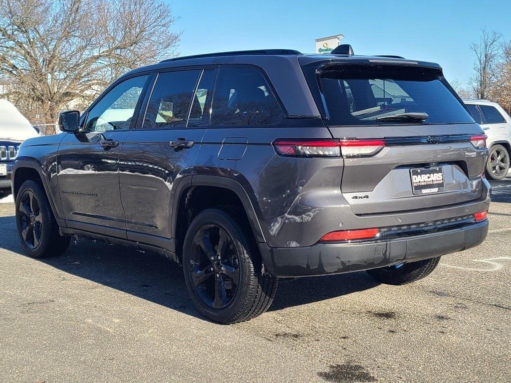 used 2023 Jeep Grand Cherokee car, priced at $32,900