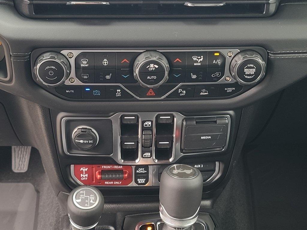 new 2025 Jeep Wrangler 4xe car, priced at $70,286