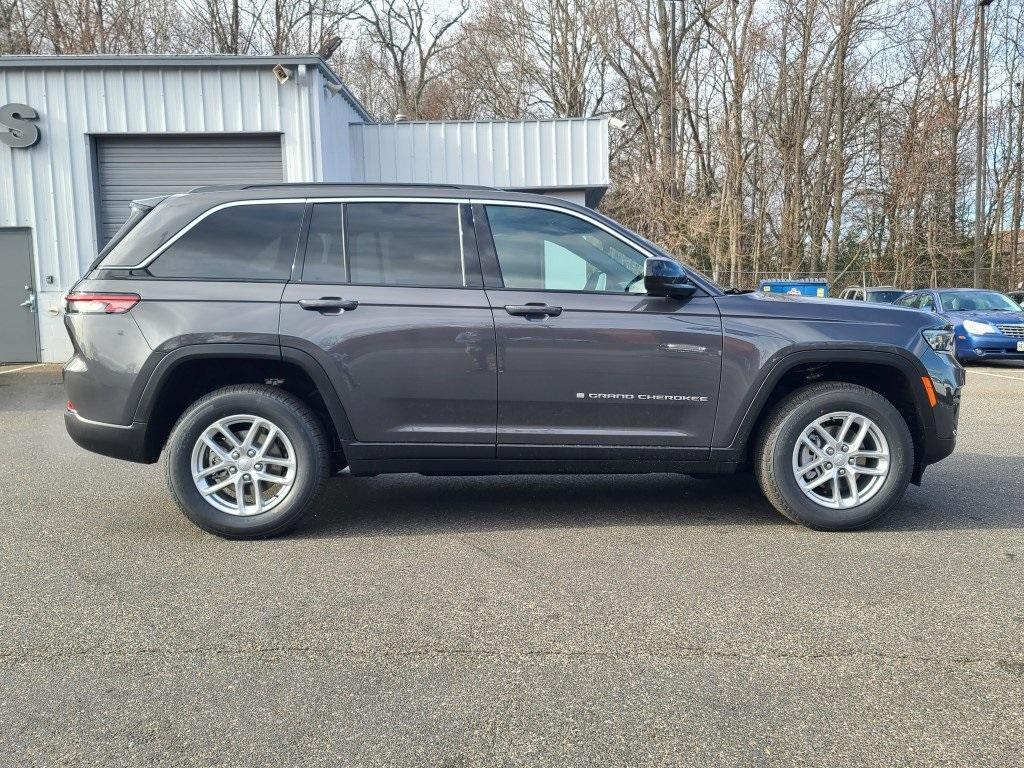 new 2025 Jeep Grand Cherokee car, priced at $41,470