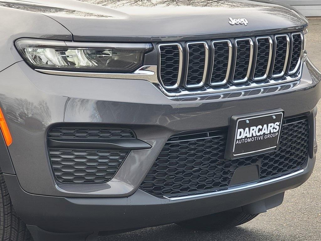 new 2025 Jeep Grand Cherokee car, priced at $39,675