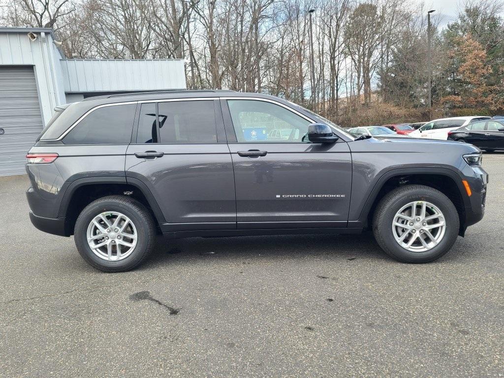 new 2025 Jeep Grand Cherokee car, priced at $39,675