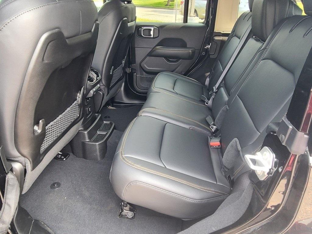 new 2025 Jeep Wrangler car, priced at $52,395