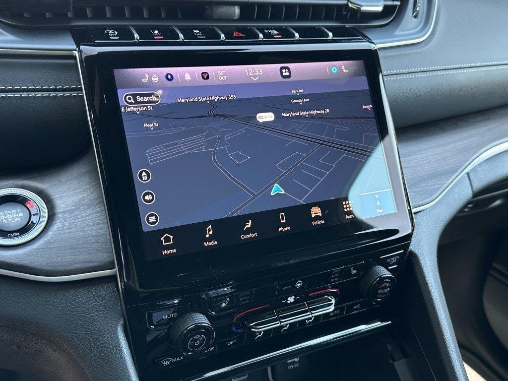 new 2025 Jeep Grand Cherokee L car, priced at $46,521