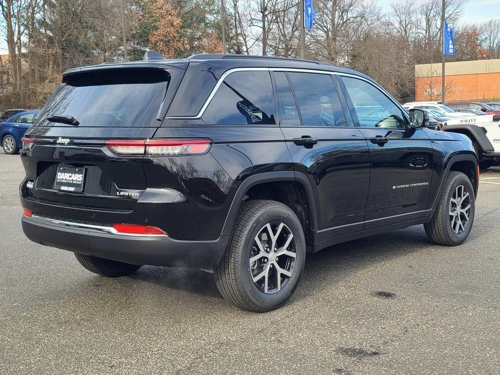 new 2025 Jeep Grand Cherokee car, priced at $47,310