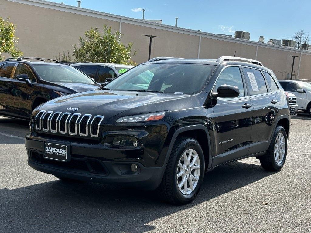 used 2017 Jeep Cherokee car