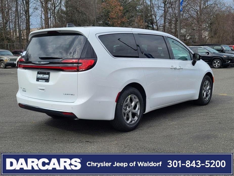 new 2024 Chrysler Pacifica car, priced at $41,887