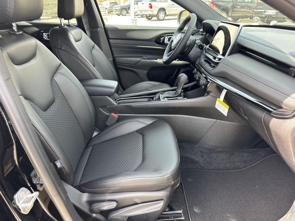 new 2025 Jeep Compass car, priced at $29,289