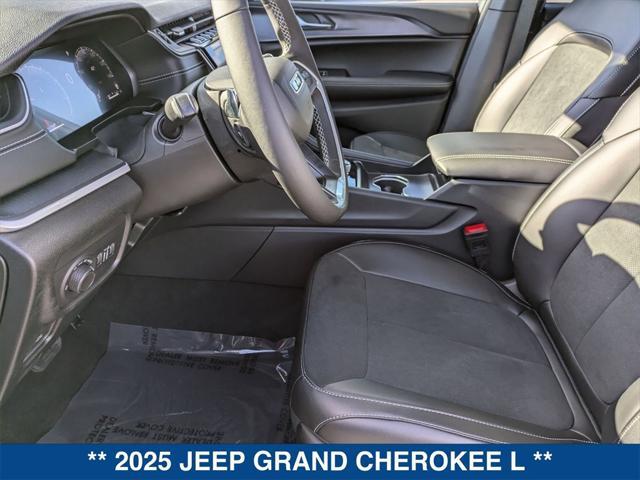 new 2025 Jeep Grand Cherokee L car, priced at $44,657