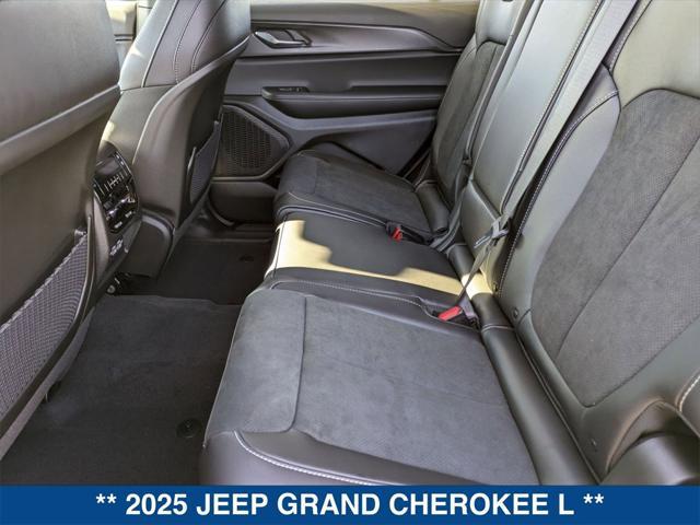 new 2025 Jeep Grand Cherokee L car, priced at $44,657