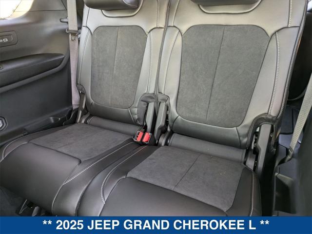 new 2025 Jeep Grand Cherokee L car, priced at $44,657