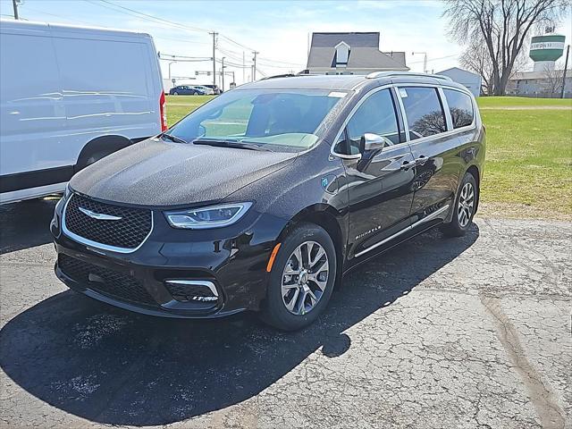 new 2025 Chrysler Pacifica car, priced at $54,455