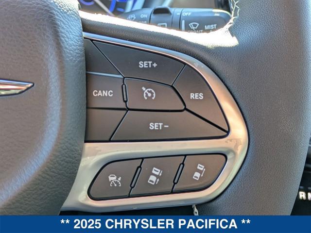 new 2025 Chrysler Pacifica Hybrid car, priced at $45,525