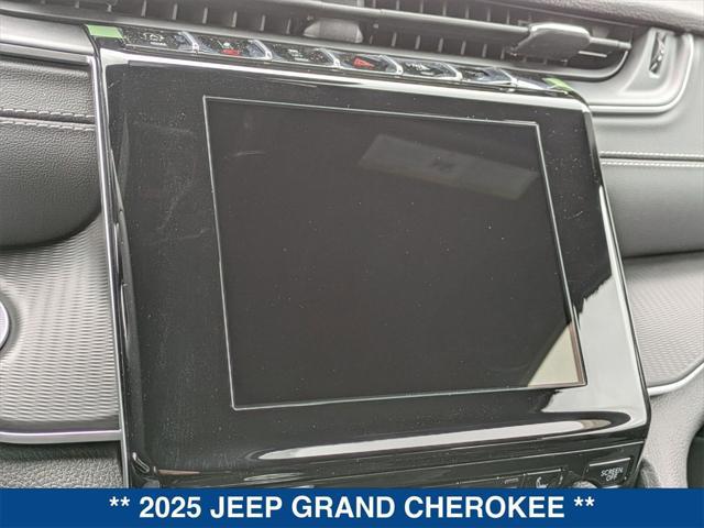 new 2025 Jeep Grand Cherokee car, priced at $38,378