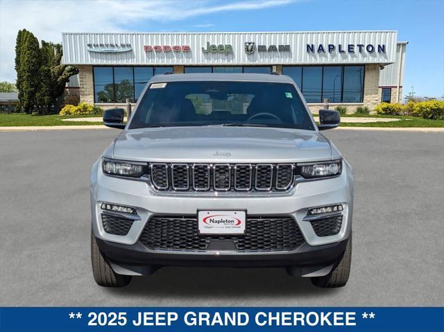 new 2025 Jeep Grand Cherokee car, priced at $43,790