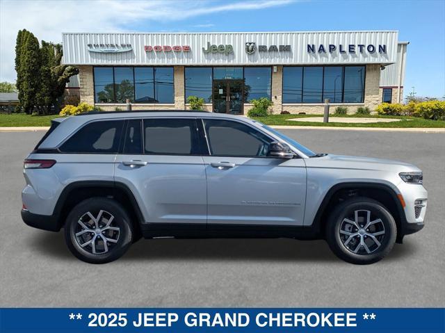 new 2025 Jeep Grand Cherokee car, priced at $43,790