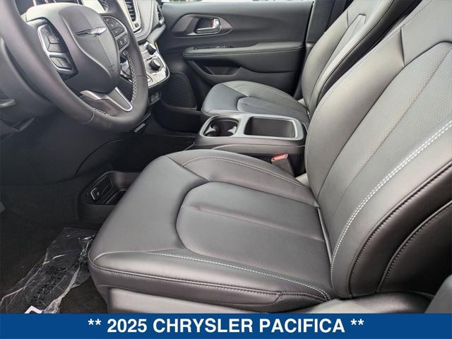 new 2025 Chrysler Pacifica car, priced at $45,810