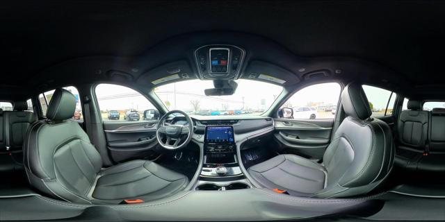 new 2025 Jeep Grand Cherokee car, priced at $47,088