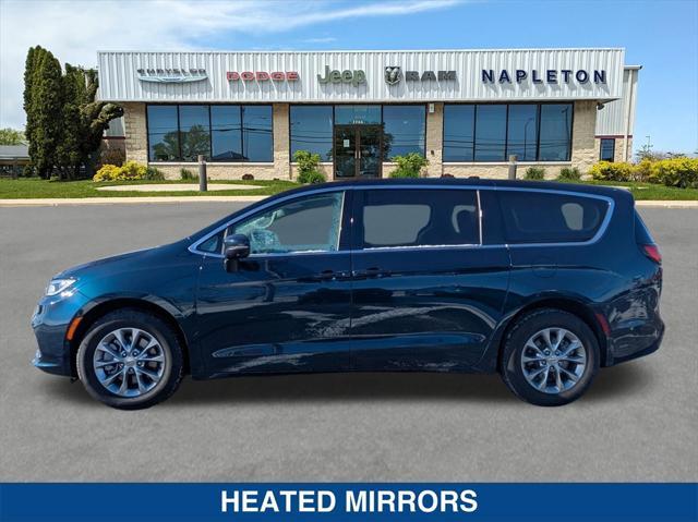 used 2023 Chrysler Pacifica car, priced at $37,000