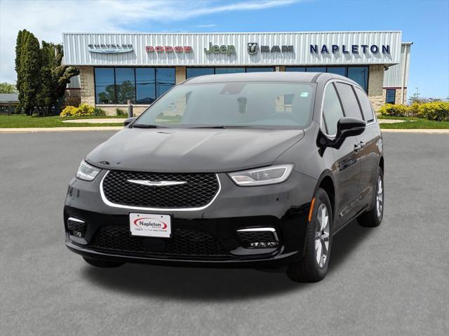 new 2025 Chrysler Pacifica car, priced at $43,420