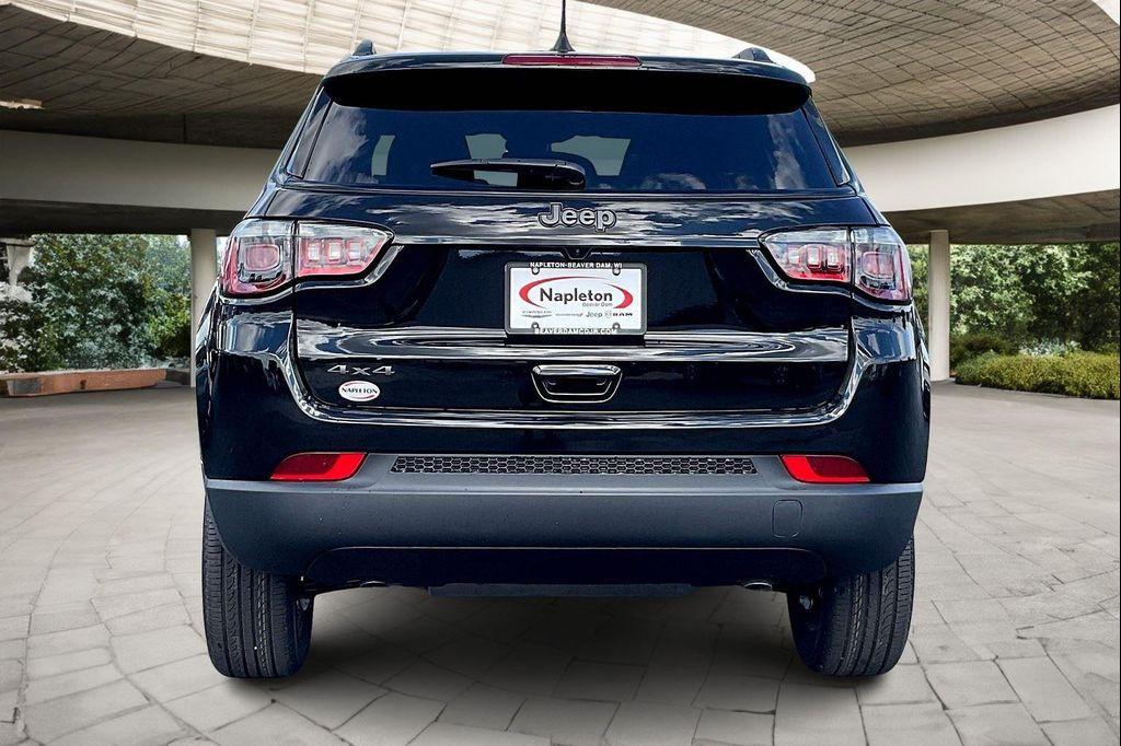new 2025 Jeep Compass car, priced at $30,558