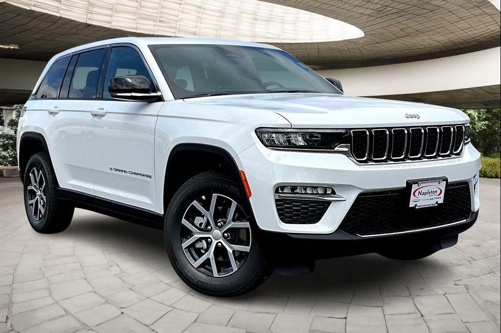 new 2025 Jeep Grand Cherokee car, priced at $50,410