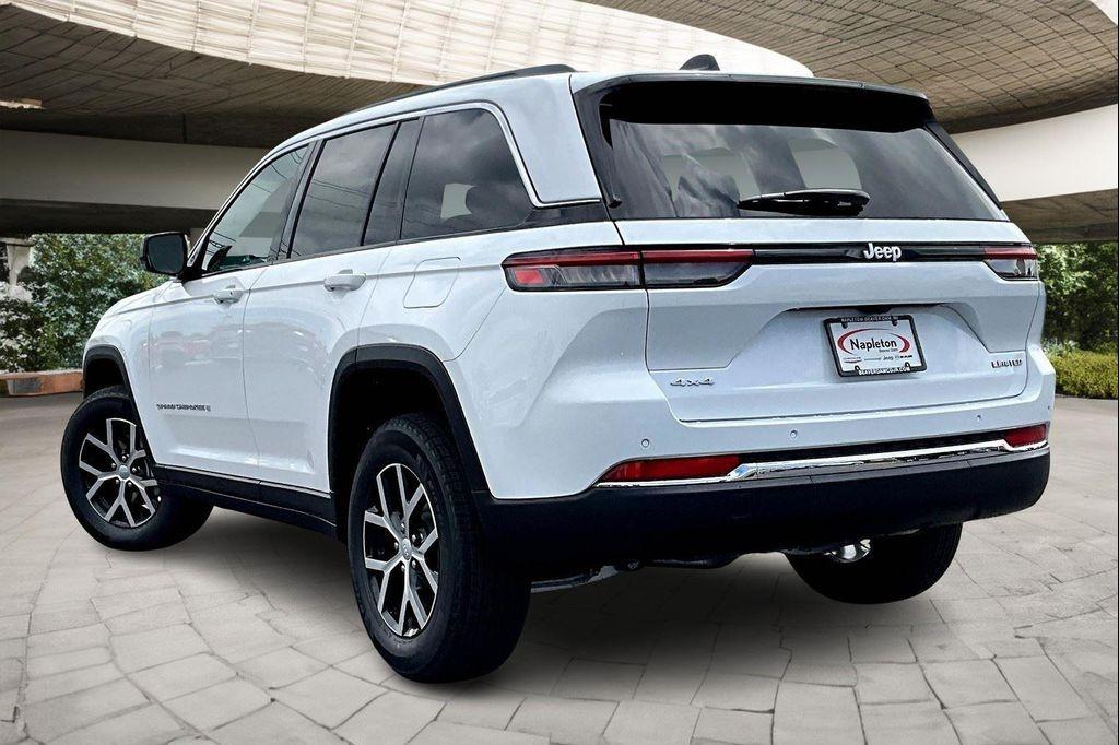 new 2025 Jeep Grand Cherokee car, priced at $50,410