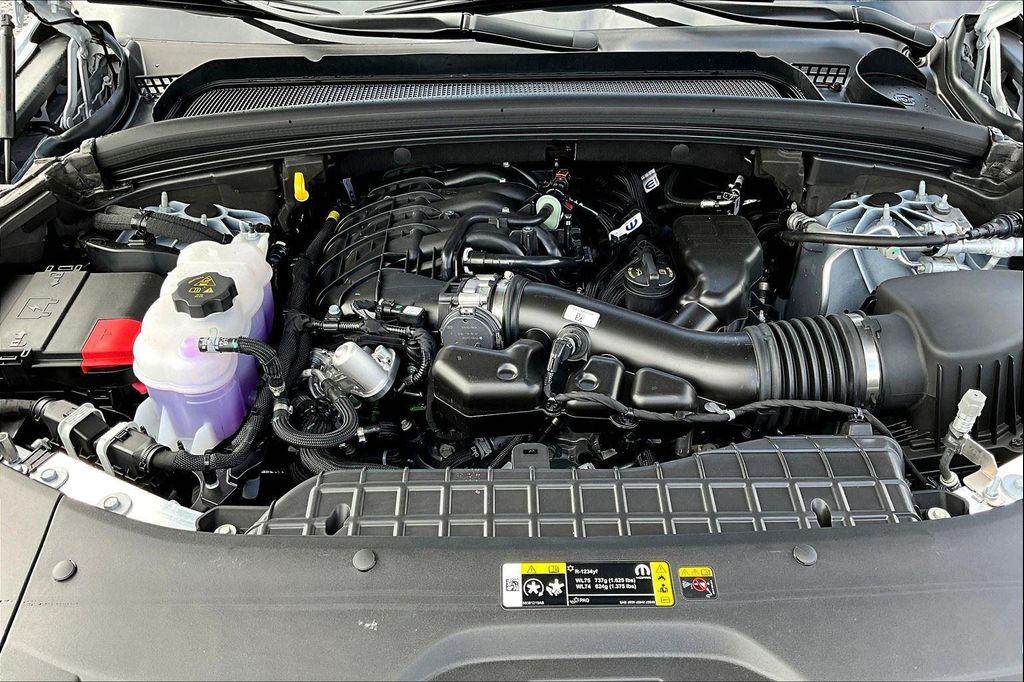 new 2025 Jeep Grand Cherokee car, priced at $50,410
