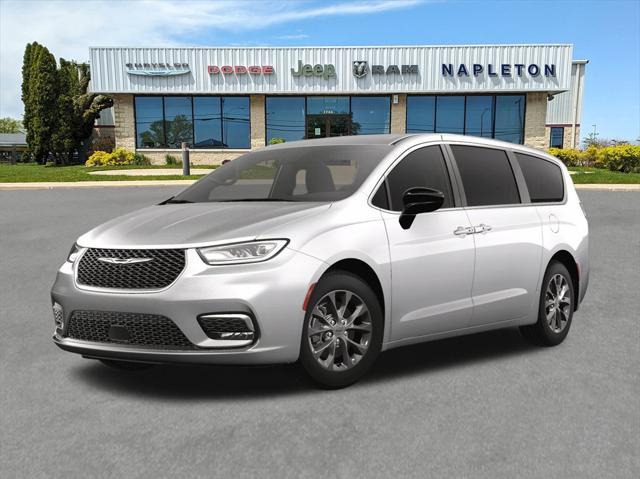 new 2024 Chrysler Pacifica car, priced at $42,623