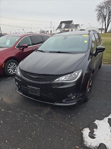 used 2018 Chrysler Pacifica car, priced at $20,000